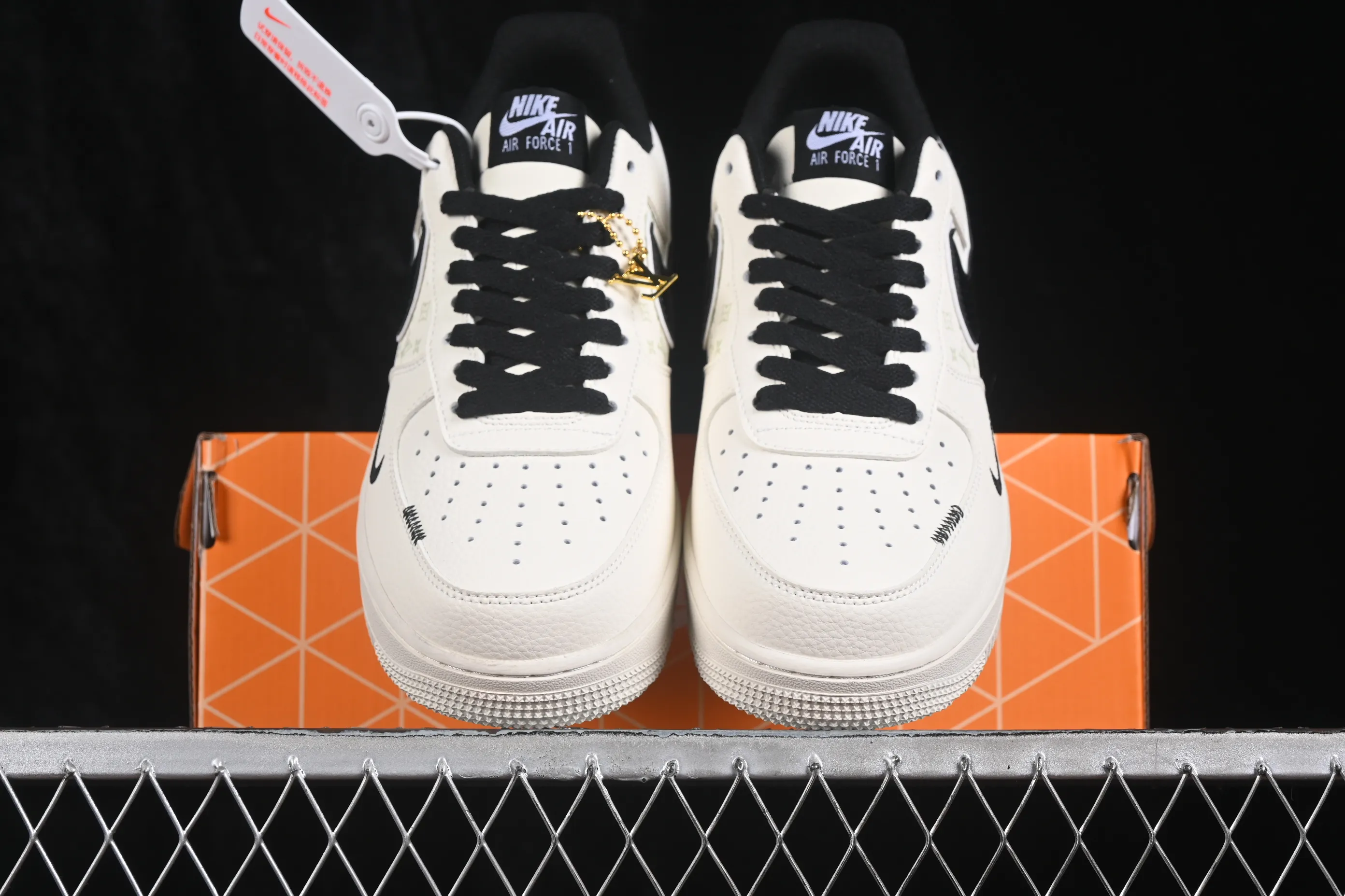All categories Nk Air Force 1 Air Force series Nk Air Force 1 Low Air Force low-top Nike Air Force 1'07 Low joint model Air Force 1 low-top casual sneakers GS2288-010